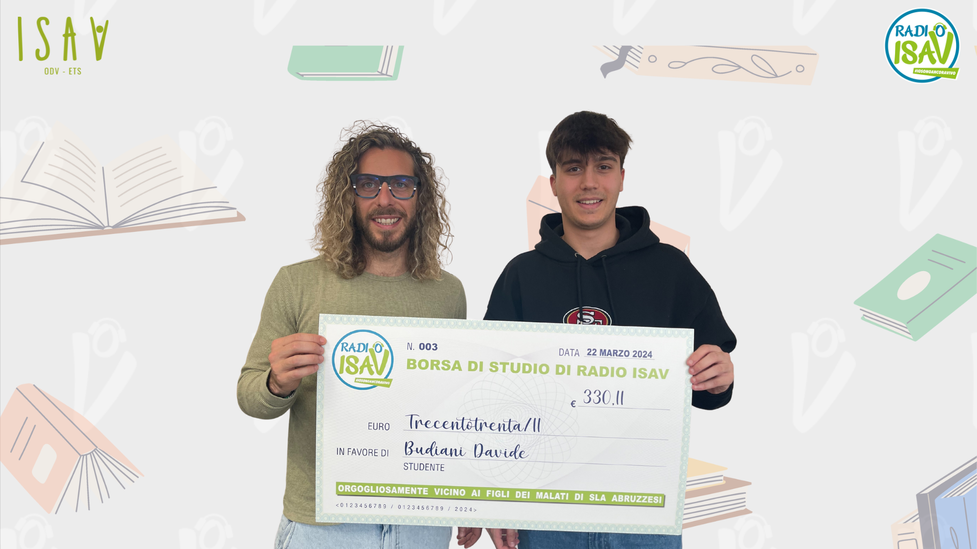 Davide Budiani, residente a Scerne di Pineto, ha ricevuto il rimborso delle spese sostenute per i suoi studi presso l’Università G. D’Annunzio Chieti Pescara. Come gli altri ragazzi sostenuti dalla radio, anche lui ha un genitore a cui purtroppo è stata diagnostica la SLA.